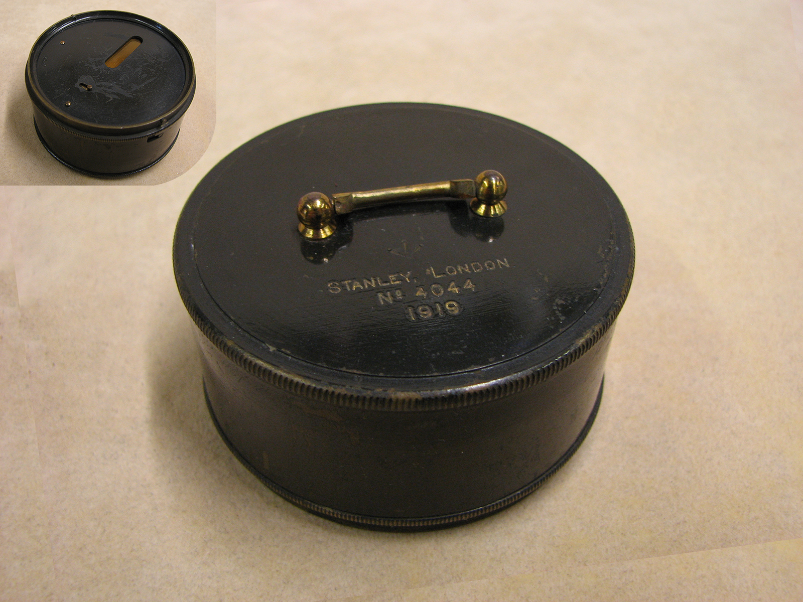 Genuine post WW1 Stanley London pocket sextant in leather case